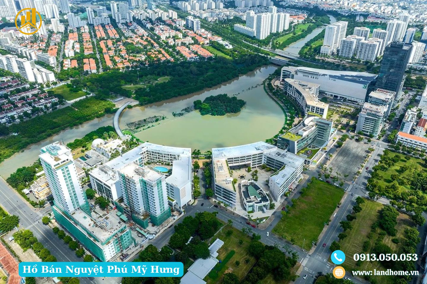 Hồ Bán Nguyệt Phú Mỹ Hưng