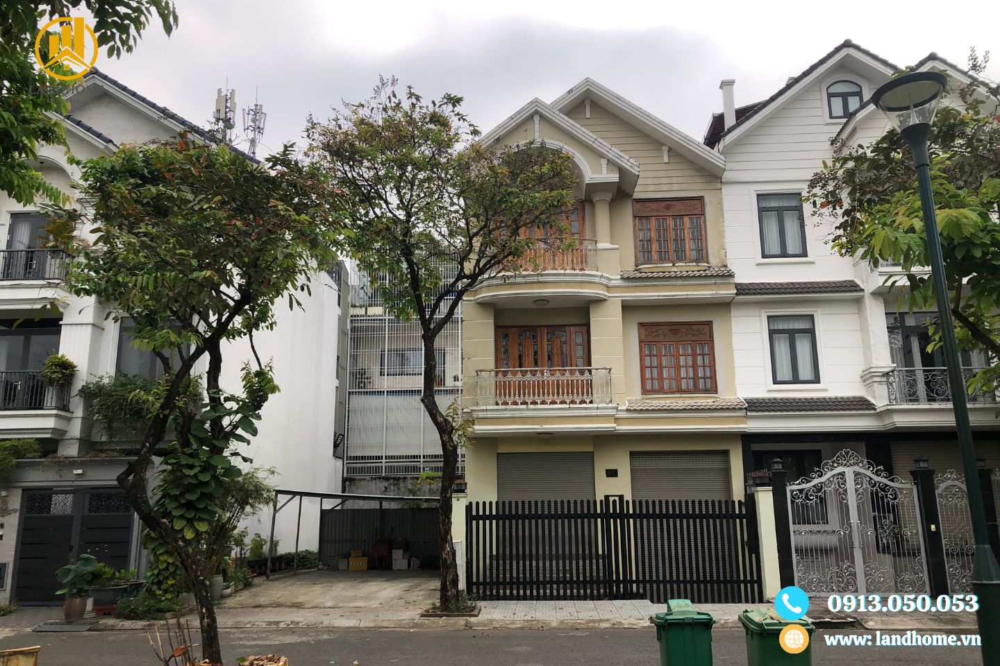 nhà P7 kdc ven sông tân phong